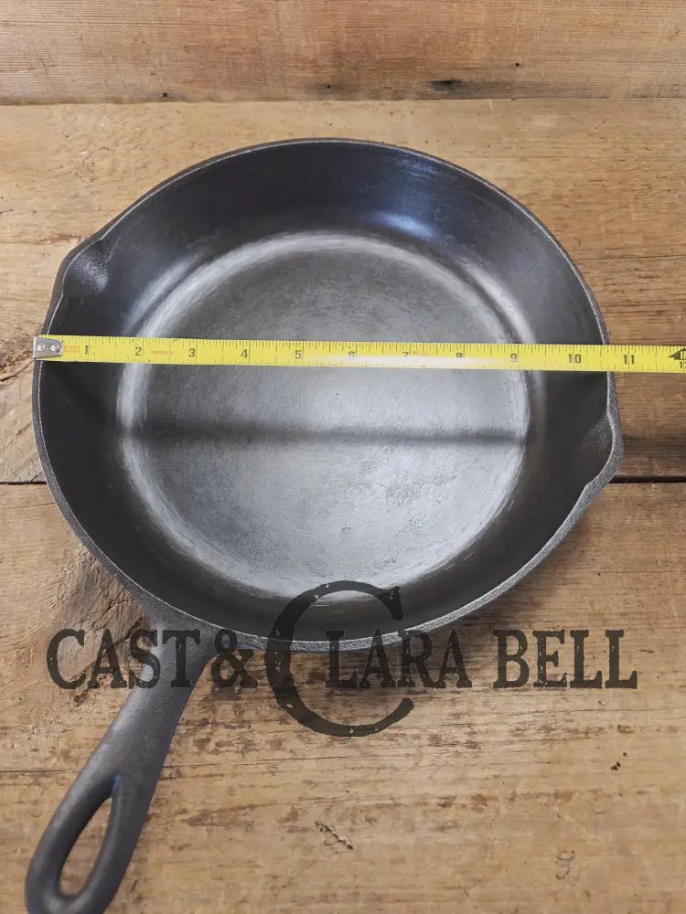 The Classic southern skillet! Birmingham Stove & Range Century Series No. 8 Skillet with Heat Ring Skillet