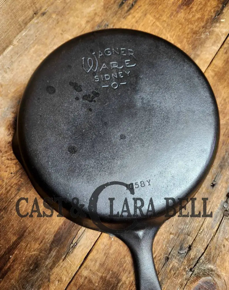 The Classic! Wagner Ware Sidney - O - #8 Skillet With Stylized Logo And Smooth Bottom 1058 Y