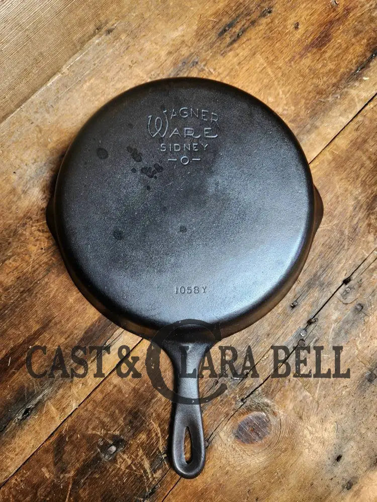 The Classic! Wagner Ware Sidney - O - #8 Skillet With Stylized Logo And Smooth Bottom 1058 Y