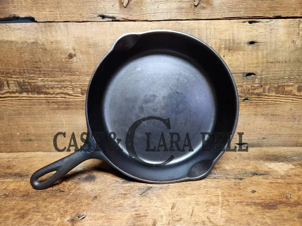 The Classic! Wagner Ware Sidney - O - #8 Skillet With Stylized Logo And Smooth Bottom 1058 Y