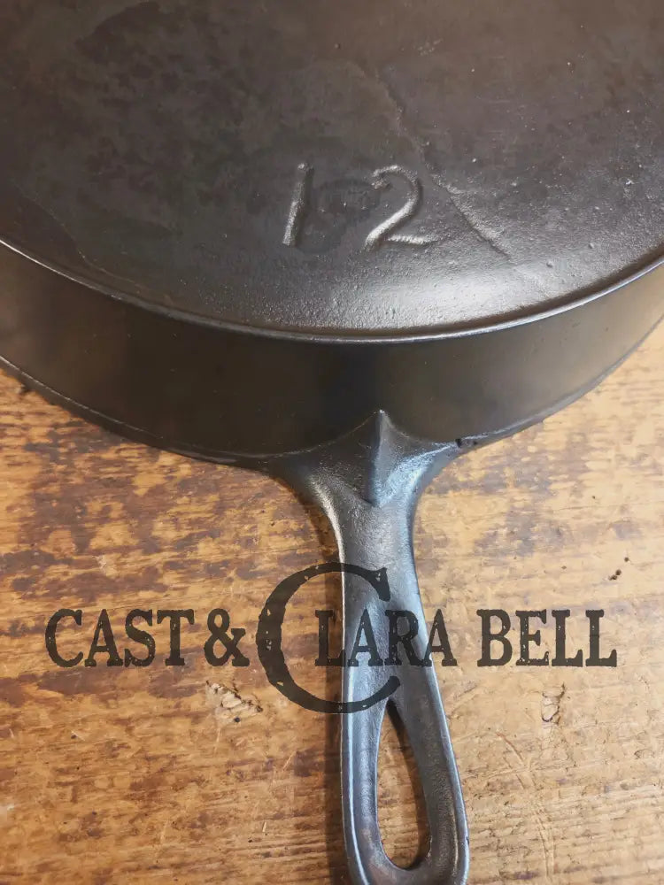 The FIRST series Griswold ever made. 1880’s Griswold ’Erie’ FIRST series #12! They don’t come around often! - Skillet
