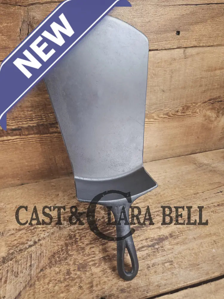 The MAC Daddy. Huge Repurposed Griswold Large Block #12 cast iron spatula. WOW almost the size of a pizza peal! Ready