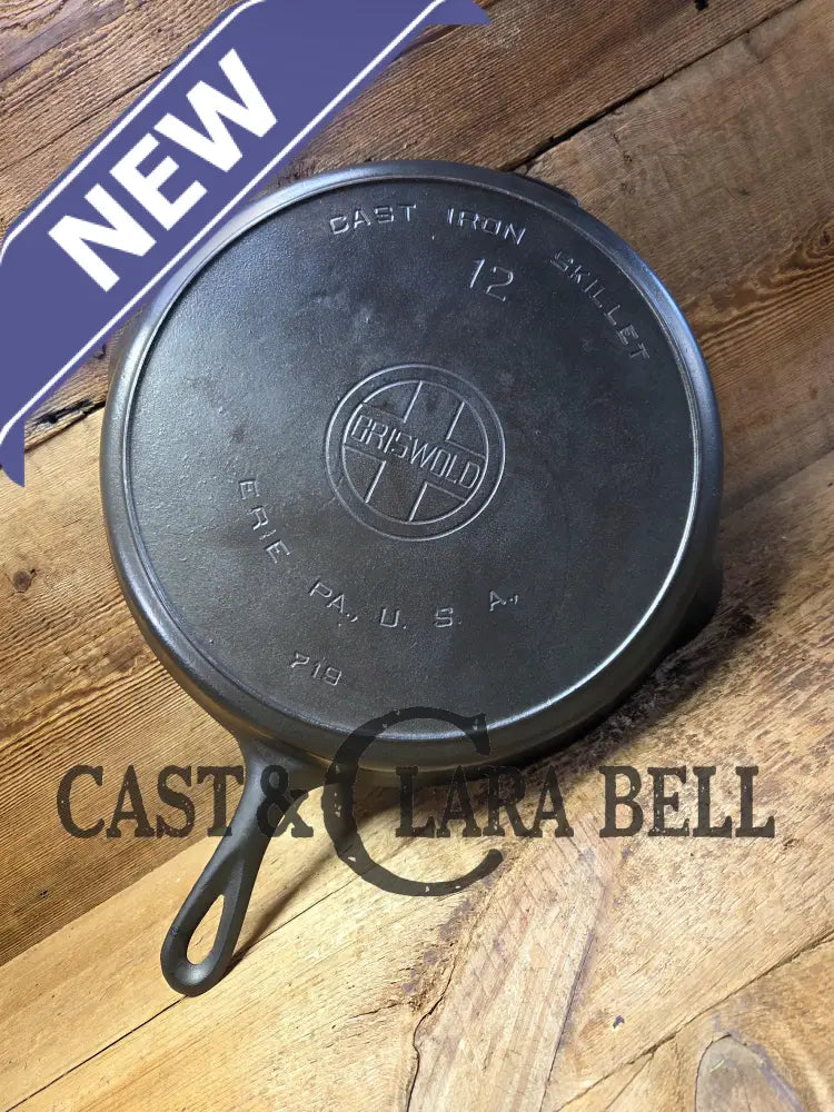 The Premier Skillet! GLASS smooth huge 1920’s Griswold No. 12 Skillet with Block Logo 719. Perfect bacon skillet Skillet