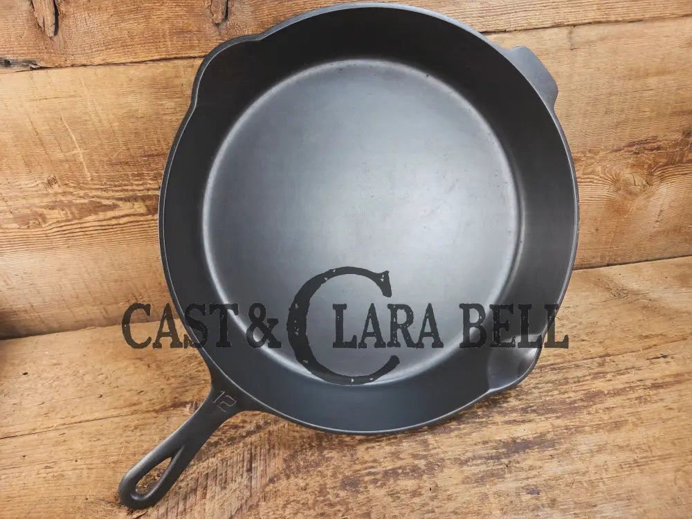 The Premier Skillet! Huge 1920’s Griswold No. 12 Skillet with Block Logo 719. Perfect bacon skillet Skillet