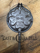 The Premier waffle iron! Griswold No. 18 ’Heart and Star’ (928/928) Waffle Iron (Large Star version). Bailed base.