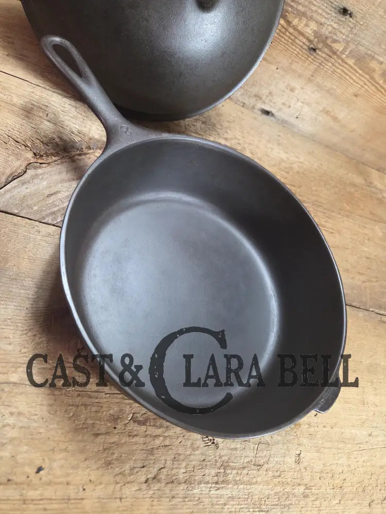 Top Seller! 1930s era Gorgeous Wagner #8 cast iron ’Chicken Fryer’ deep skillet with Sawtooth style lid 1088 F Skillet