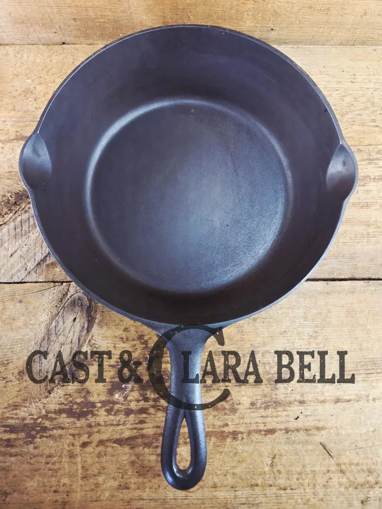 Tough one to find! 1910’s Early Griswold No. 8 Cast Iron (#732) ’Deep Skillet’ with Large Slant Logo and ERIE.