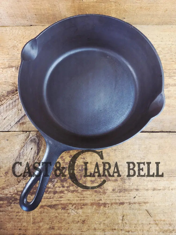 Tough one to find! 1910’s Early Griswold No. 8 Cast Iron (#732) ’Deep Skillet’ with Large Slant Logo and ERIE.