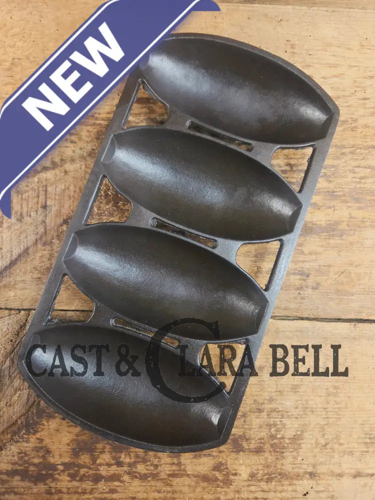 Tough one to find! Early 1900’s Wagner 4 Cup Vienna Pan #4 - H. Makes wonderful rolls & cornbread! Bakeware