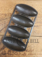Tough one to find! Early 1900’s Wagner 4 Cup Vienna Pan #4 - H. Makes wonderful rolls & cornbread! Bakeware
