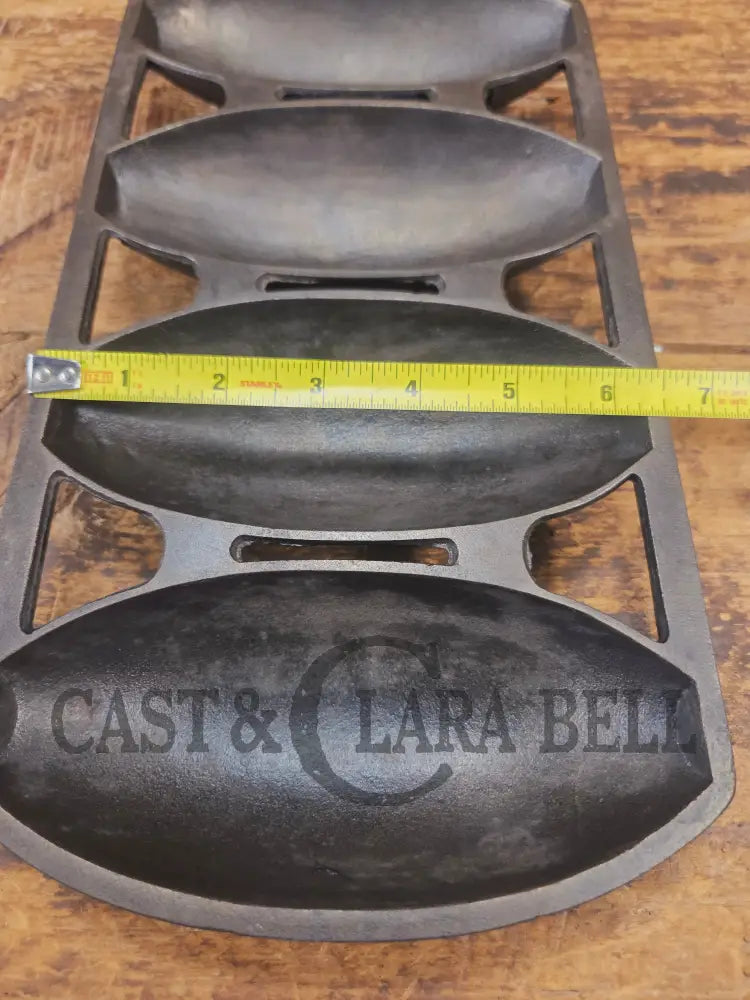 Tough one to find! Early 1900’s Wagner 4 Cup Vienna Pan. Makes wonderful rolls & cornbread! (Copy) - Bakeware