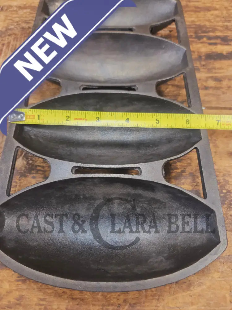 Tough one to find! Early 1900’s Wagner 4 Cup Vienna Pan. Makes wonderful rolls & cornbread! (Copy) - Bakeware