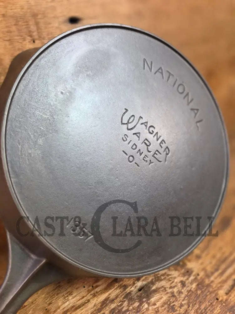 Tough to find! 1920’s era Wagner made National / Wagner Ware dual logo #7 (1357) Center logo cast iron skillet with