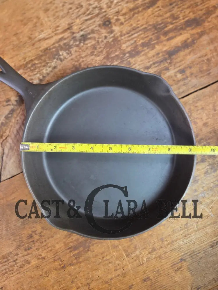 Tough to find! 1920’s era Wagner made National / Wagner Ware dual logo #7 (1357) Center logo cast iron skillet with