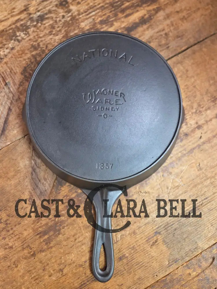 Tough to find! 1920’s era Wagner made National / Wagner Ware dual logo #7 (1357) Center logo cast iron skillet with
