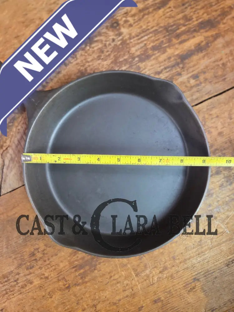 Tough to find! 1920’s era Wagner made National / Wagner Ware dual logo #7 (1357) Center logo cast iron skillet with