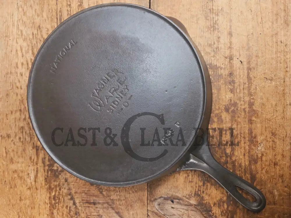 Tough to find! 1920’s era Wagner made National / Wagner Ware dual logo #9 (1359) Center logo cast iron skillet with