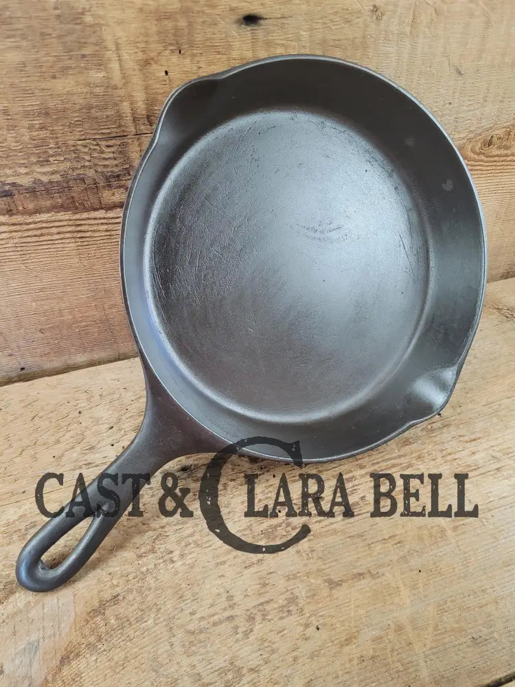 Tough to find! 1924 Wagner made National / WagnerWare dual logo #7A Center logo cast iron skillet with Heat Ring P/N 7A