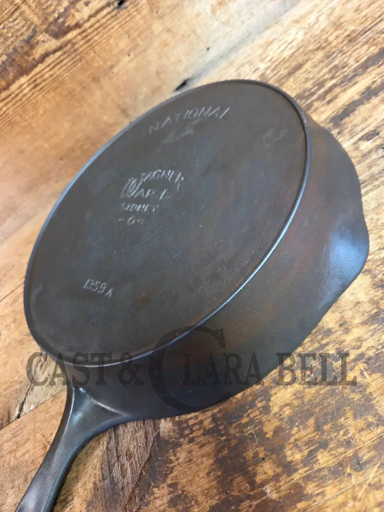 Tough to find! 1924 Wagner made National / Wagner Ware dual logo #8 (1358) Center logo cast iron skillet with Heat Ring