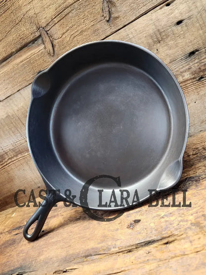 Tough To Find 1940’S Griswold #10 Skillet With Small Block Logo And Heat Ring 716. Fantastic