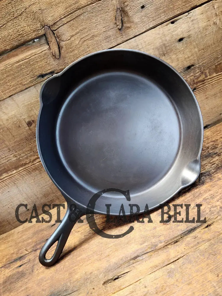 Tough To Find 1940’S Griswold #10 Skillet With Small Block Logo And Heat Ring 716. Fantastic