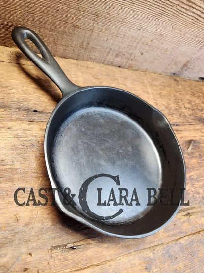 Tough To Find! Classic Egg Skillet! 1920’S Chicago Hardware Favorite #3 Cast Iron Skillet