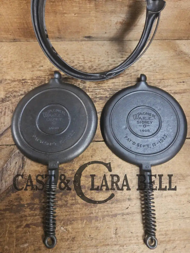 Tougher to find 1920’s Early Wagner Ware Stylized logo 1408 #8 Waffle Iron with short Base! Waffle Iron