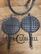 Tougher to find 1920’s Early Wagner Ware Stylized logo 1408 #8 Waffle Iron with short Base! Waffle Iron