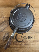 Tougher to find 1920’s Early Wagner Ware Stylized logo 1408 #8 Waffle Iron with tall Base! Waffle Iron