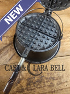 Tougher to find 1920’s Early Wagner Ware Stylized logo 1408 #8 Waffle Iron with tall Base! Waffle Iron