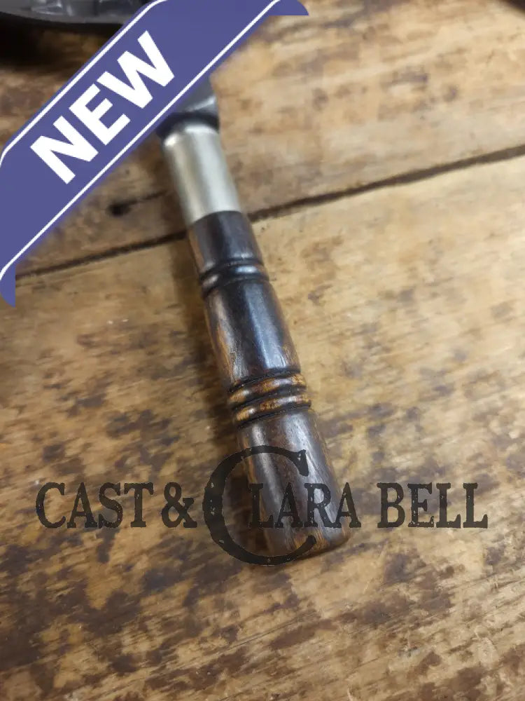 Tougher to find 1920’s Early Wagner Ware Stylized logo 1408 #8 Waffle Iron with tall Base! Waffle Iron