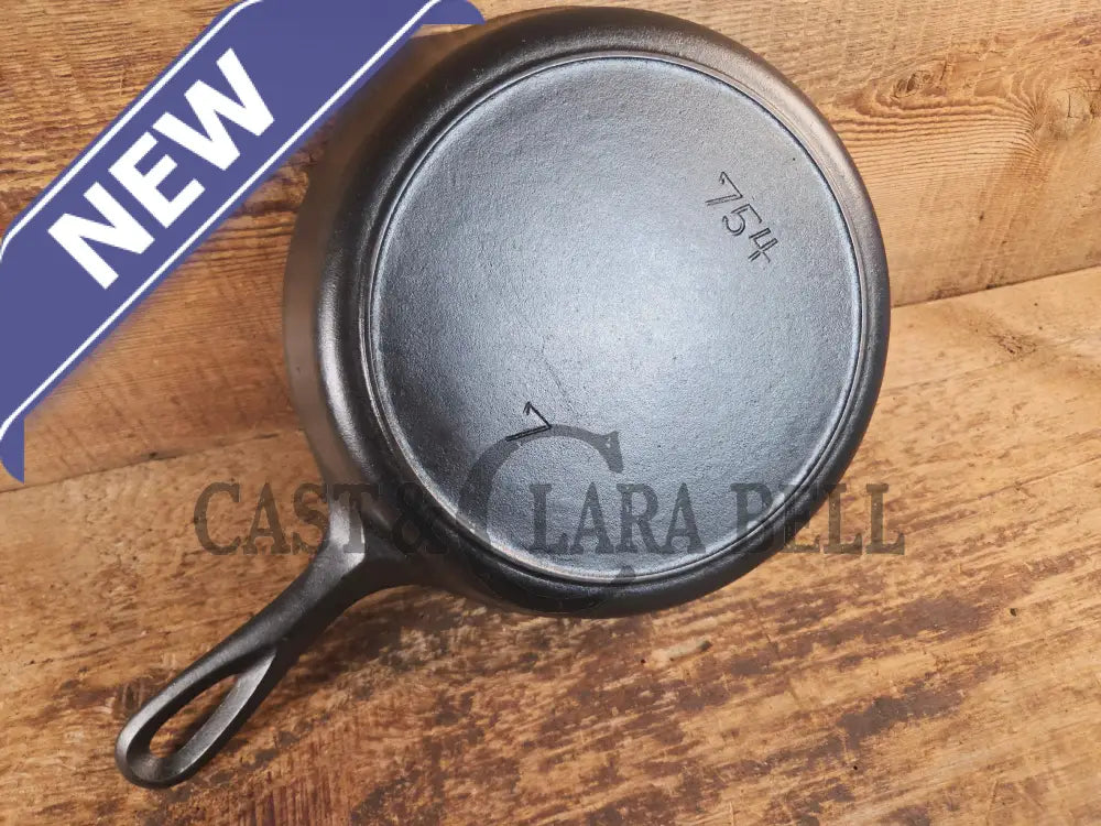 Tougher to find! 1930’s era Griswold #7 Cast Iron Skillet with Heat Ring 754. Similar to the Victor design. Great pan!