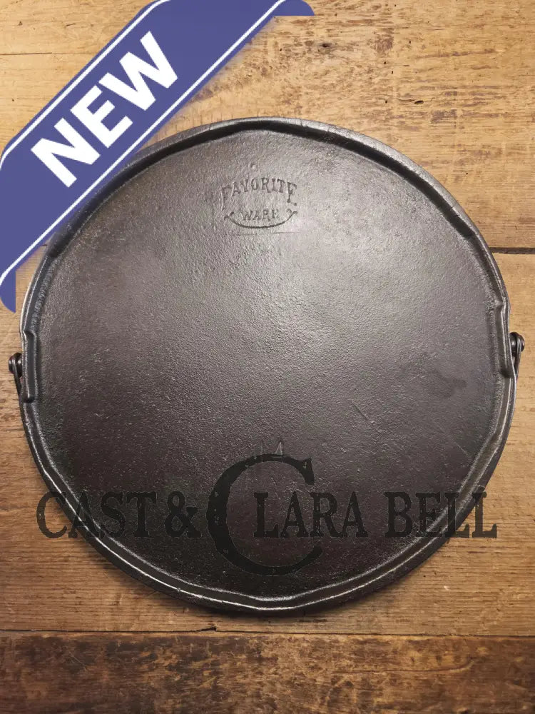 Tougher to find and HUGE! 1920’s Favorite Piqua #14 Round Cast Iron Griddle with Smiley Logo. Awesome for campfire