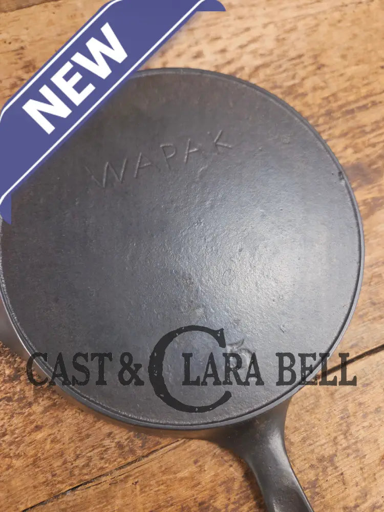 Tougher to find! Gorgeous early 1900’s Wapak #5 Block Logo Cast Iron Skillet with Heat Ring. Fully restored and ready