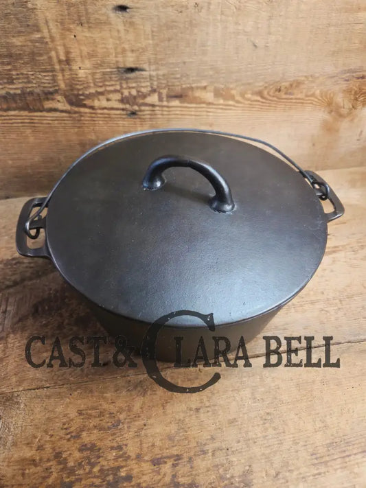 Tougher to find! Gorgeous early 1900’s Wapak #8 Stright Logo Cast Iron Dutch Oven. Fully restored and ready to use.