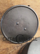 Tougher to find! Gorgeous early 1900’s Wapak #8 Stright Logo Cast Iron Dutch Oven. Fully restored and ready to use.