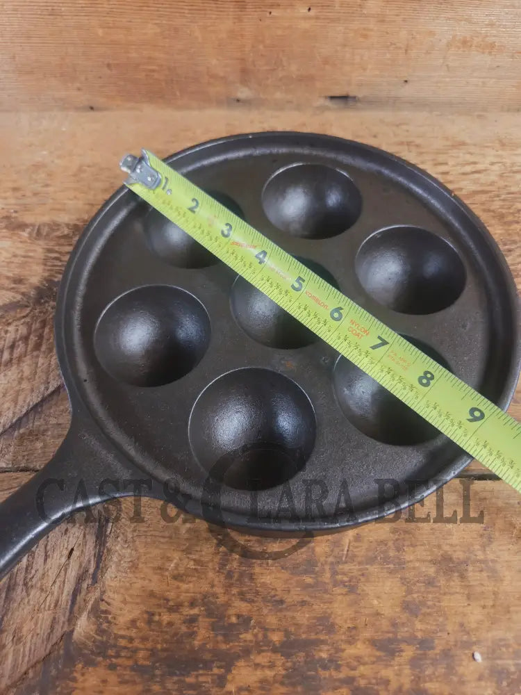 Trending! Beautiful Griswold No. 32 Cast Iron Aebleskiver 962. Awesome poached eggs! - Skillet