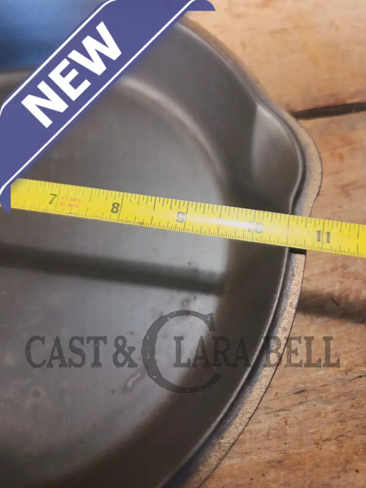 TWO skillets in one! 1920’s Era Wagner Combo Cooker 1401/1401. Nickel Outside Black Iron Inside - Skillet