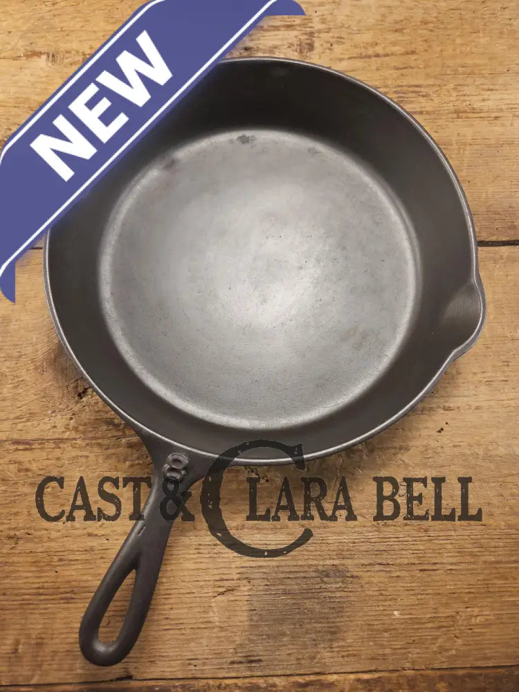 Unique! 1910’s Lodge #8 Skillet with Arc Logo Heat Ring Raised ’P’. Our favorite line of daily skillets!