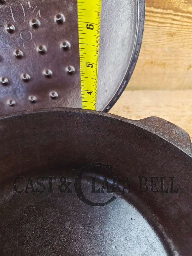 Unique! 1930’s Era Lodge #8 DEEP Cast Iron Skillet (Chicken Fryer) with 3 Notch Heat Ring. Raised Blob makers mark and