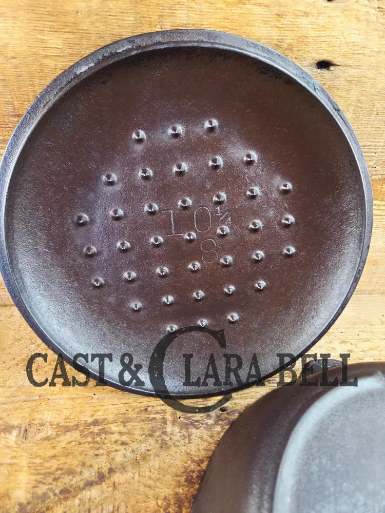 Unique! 1930’s Era Lodge #8 DEEP Cast Iron Skillet (Chicken Fryer) with 3 Notch Heat Ring. Raised Blob makers mark and