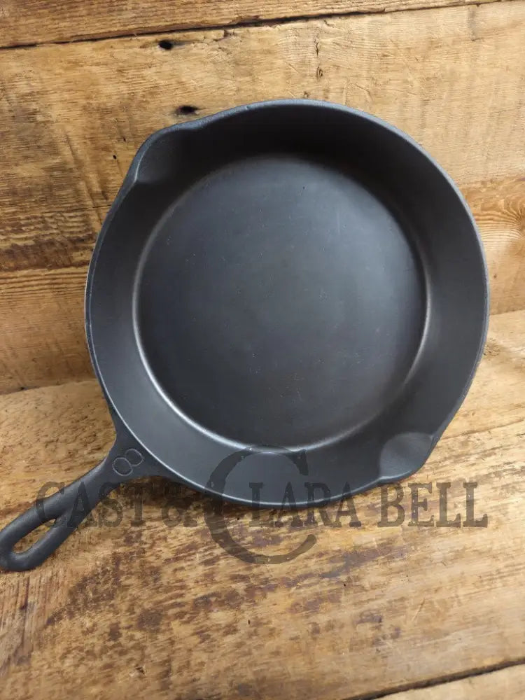 Unique! 1930’s era Martin Stove & Range Co. #8 ’Three Notch’ Cast Iron Skillet with Text Logo. Versatile and elegant