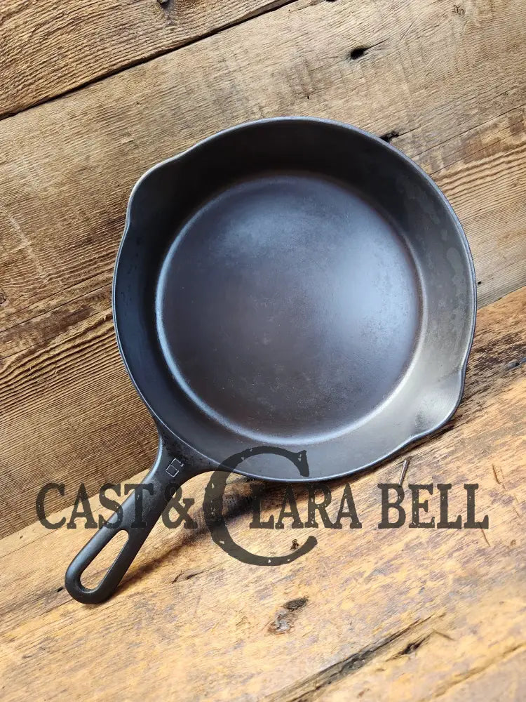 Unique! 1940’S Griswold #6 Cast Iron Skillet With Small Block Logo Flat Handle And Smooth Bottom