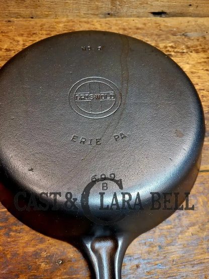 Unique! 1940S Griswold #6 Cast Iron Skillet With Small Block Logo Grooved Handle And Smooth Bottom