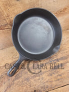 UNIQUE! 1940’s Griswold #6 Cast Iron Skillet with Small Block Logo Grooved Handle and Smooth Bottom 699 D - Skillet