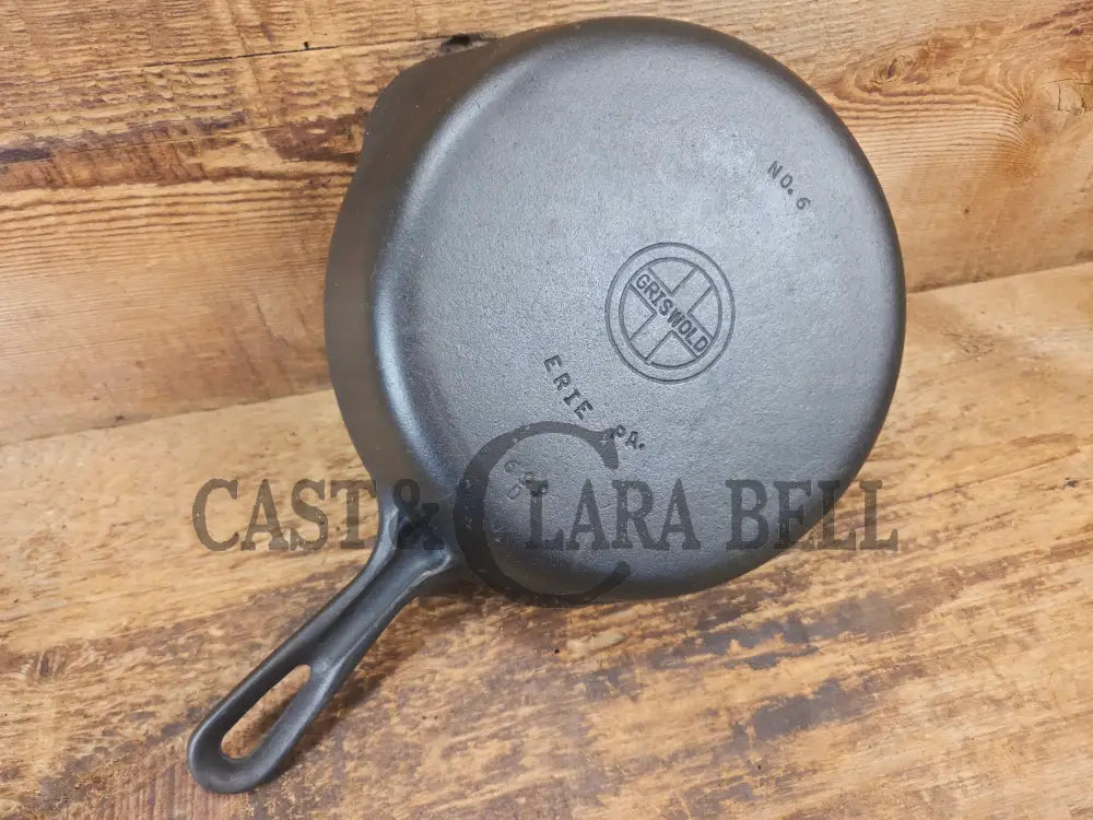 UNIQUE! 1940’s Griswold #6 Cast Iron Skillet with Small Block Logo Grooved Handle and Smooth Bottom 699 D - Skillet