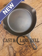 UNIQUE! 1940’s Griswold #6 Cast Iron Skillet with Small Block Logo Grooved Handle and Smooth Bottom 699 D Skillet