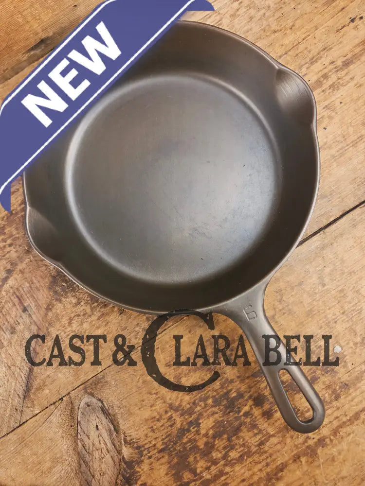 UNIQUE! 1940’s Griswold #6 Cast Iron Skillet with Small Block Logo Grooved Handle and Smooth Bottom 699 D Skillet
