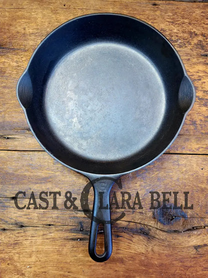 Unique! 1940’S Griswold #6 Cast Iron Skillet With Small Block Logo Grooved Handle And Smooth