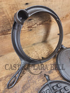 Unique! Early 1900’s Griswold New American Style No. 8 Cast Iron Waffle Iron Low Base 884 Patent 1901. 976/977 paddles